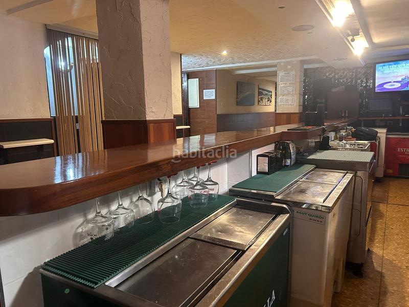 Foto 3bbc5446-5ac0-4053-ab33-689a3b07f521. Local commercial dans Piles