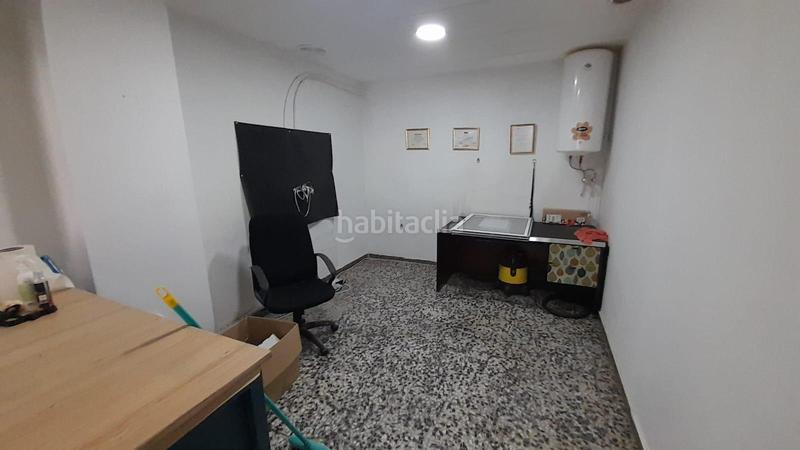 Foto 0aa9b1c6-f579-4f6f-bcf2-dd8208292f90. Local comercial a L´Hort de Senabre Valencia