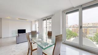 Dúplex a La Roqueta. Dúplex exclusivo en la roqueta