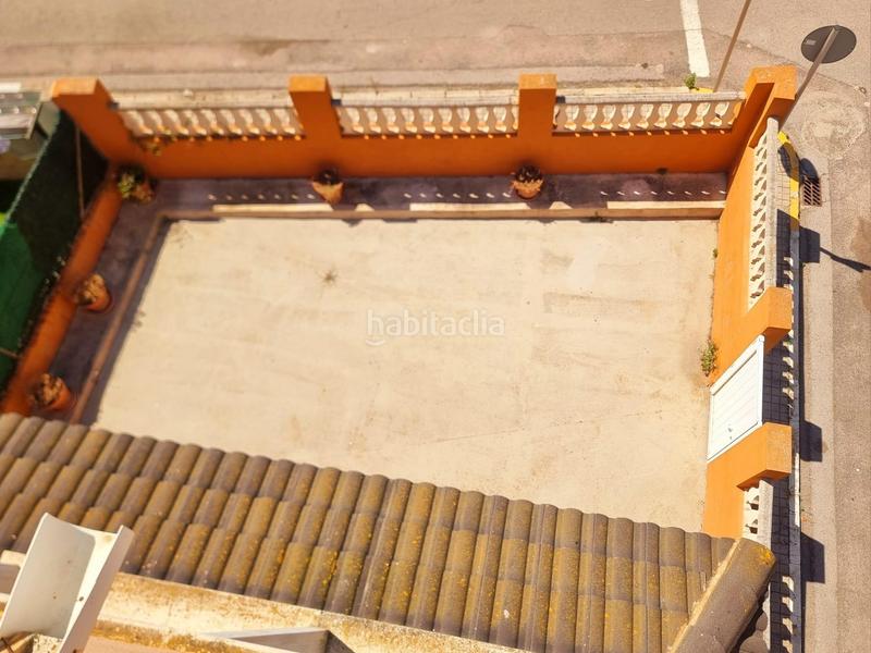 Foto 6ab93ea6-1a37-41bb-8575-f2653c0e4ee5. Chalet  con vistas al mar en la playa de xilxes en Chilches