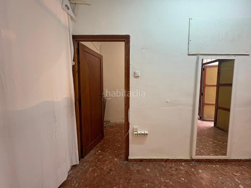 Foto b5a936ce-2988-4351-adb7-23355bf8fc11. Lloguer local comercial a Centro Ciudad Paterna