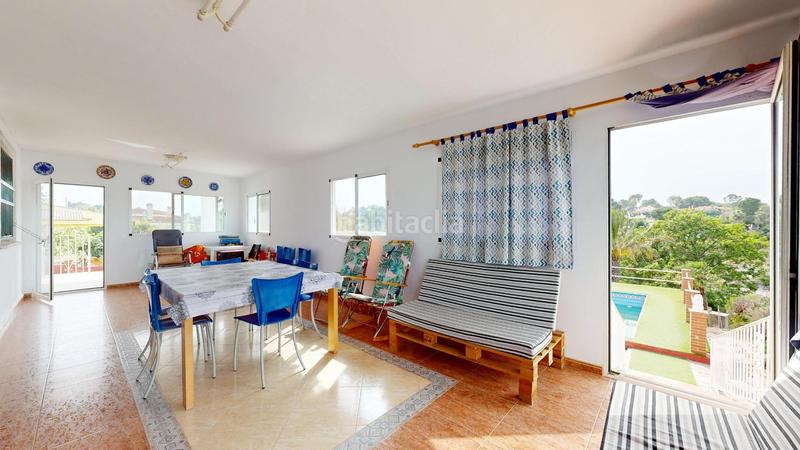 Foto 040e48c2-d789-4800-8962-d9b44e43cfc9. Chalet avec chauffage parking piscine dans Alberic