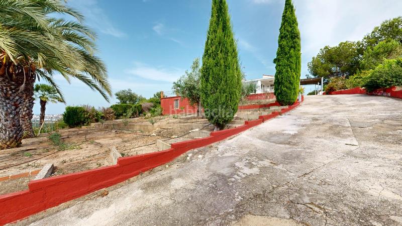 Foto b7fb763c-3017-4701-8a97-8c2562415bf4. Chalet avec chauffage parking piscine dans Alberic