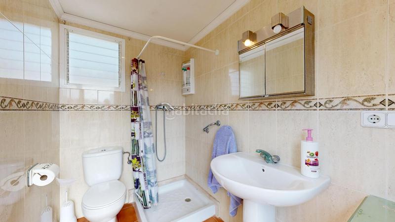 Foto c1852783-d0ad-41b4-98a4-c47ef6bf249b. Chalet avec chauffage parking piscine dans Alberic