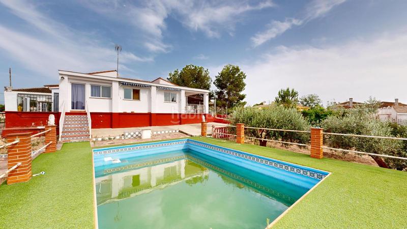 Foto de34f5ae-4e56-4432-87b4-e39b9f2909b4. Chalet avec chauffage parking piscine dans Alberic