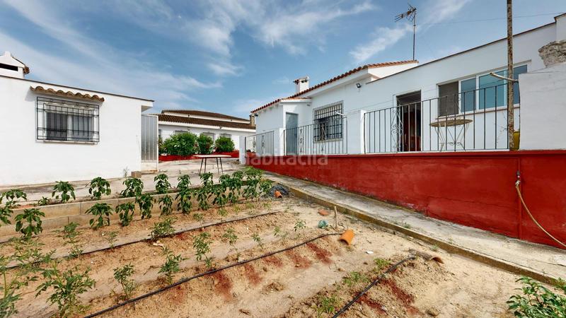 Foto de9407bd-b91a-4f46-93d3-49de4c800543. Chalet avec chauffage parking piscine dans Alberic