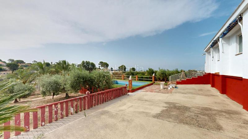 Foto f4391b30-a329-456d-ba77-874332e5a062. Chalet avec chauffage parking piscine dans Alberic