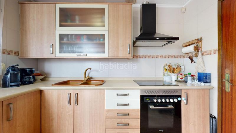 Foto f6139933-7946-4085-aef5-2bc71bddadfc. Chalet avec chauffage parking piscine dans Alberic