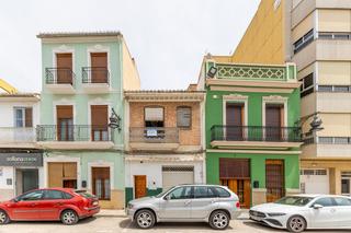 Casa a Sollana. Oportunidad única en el centro de sollana