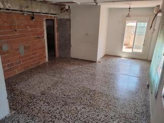 Pis a Núcleo Urbano. Piso en venta en la pobla de vallbona