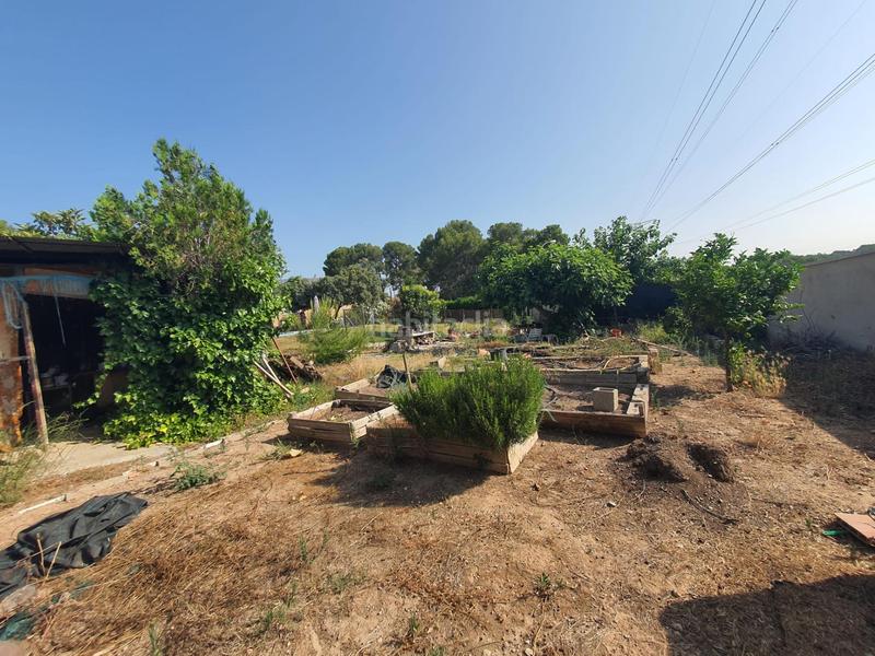 Foto 5e1f495c-81c1-4e67-9d4d-4371b67929f5. Terreno residenziale in Entrepinos Eliana (l´)