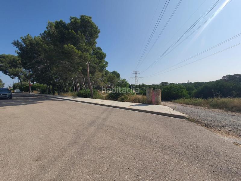 Foto 62e9c5fe-d4fb-4fc2-8c2b-80a4062702a7. Terreno residenziale in Entrepinos Eliana (l´)