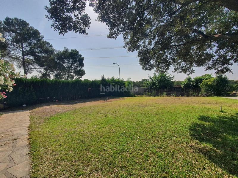 Foto cf3597db-c720-474e-ac24-424f9720eae7. Terreno residenziale in Entrepinos Eliana (l´)