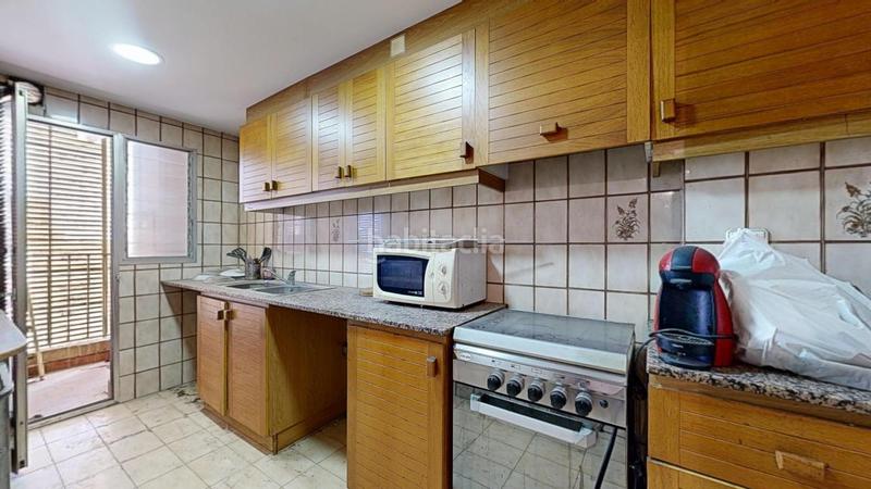 Foto c9aefac3-55ff-40a0-9c3d-19e2c1337085. Appartamento in Barrio de la Luz Xirivella