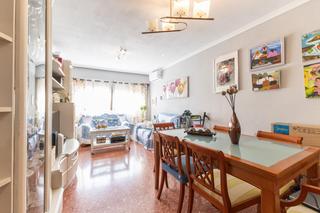 Appartement à Zona Concordia. Venta piso en burjassot