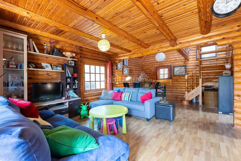 Foto ed03e1da-6887-4acb-8237-cb4e70fee924. Chalet encantador conjunto de dos casas rústicas en Cheste