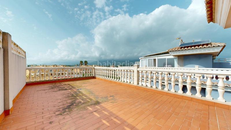 Foto 70bd10c3-df96-4e74-9a32-f5305eb80b02. Chalet quieres un adosado a 30 mts de la playa ...? en Cullera