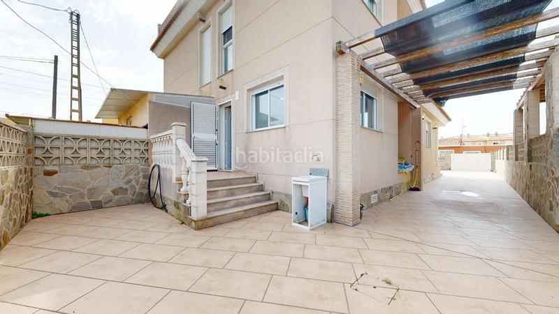Foto 7fdcdd61-5409-4072-a525-985989e49474. Chalet quieres un adosado a 30 mts de la playa ...? en Cullera