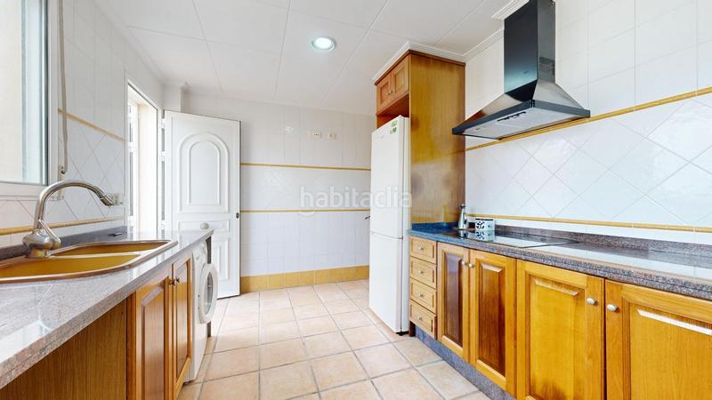 Foto 9f4f8f7a-2304-4063-aa61-cd4fadd0acdf. Chalet quieres un adosado a 30 mts de la playa ...? en Cullera