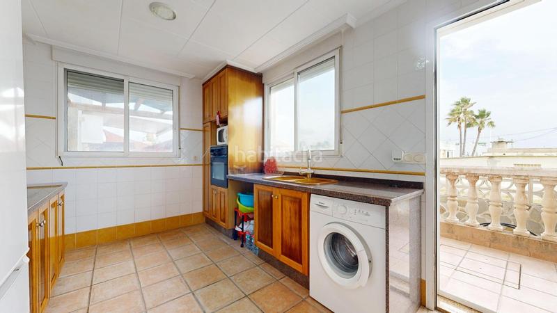 Foto ac8f5b08-6964-43a3-9874-68a712612d99. Chalet quieres un adosado a 30 mts de la playa ...? en Cullera