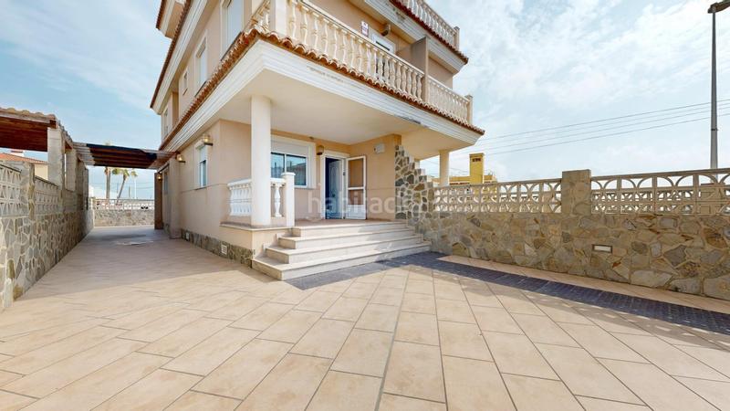 Foto c2b4e7c8-cd0d-4616-a3f2-754be6a2f171. Chalet quieres un adosado a 30 mts de la playa ...? en Cullera