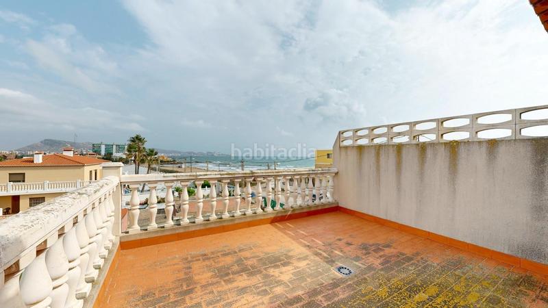 Foto feac41e1-cd7d-40dc-8ac4-4849b74e2192. Chalet quieres un adosado a 30 mts de la playa ...? en Cullera
