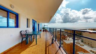 Apartament a Tavernes de la Valldigna. Apartamento con preciosas vistas al mar