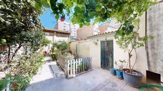 Maison à El Castell. Gran casa solariega con patios y múltiples posibilidades en burj