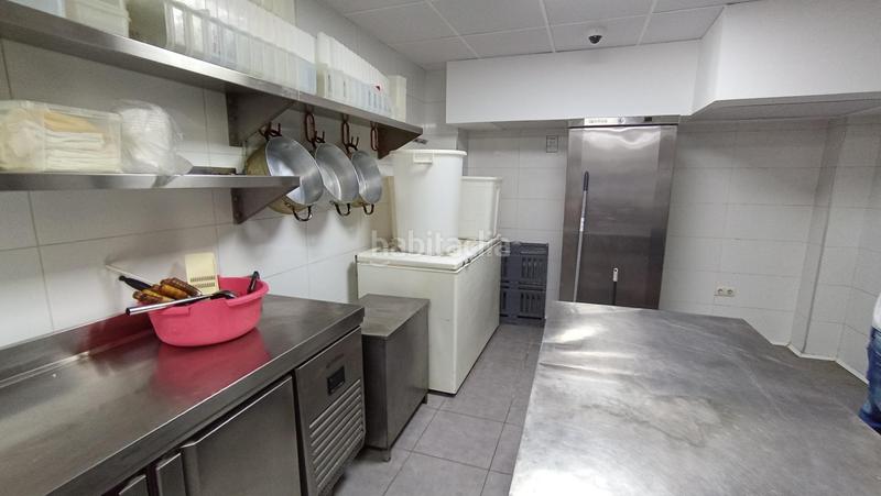 Foto 25ae0377-4d4c-4398-a339-4244f7d4bd7e. Traspàs local comercial a Ciutat Jardí Valencia