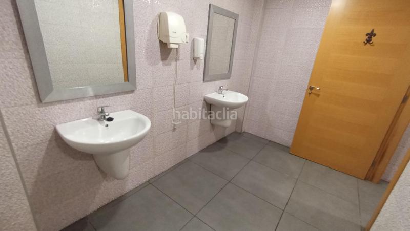 Foto ba194565-7991-4032-9a42-a1951a1afd33. Traspàs local comercial a L´Illa Perduda Valencia