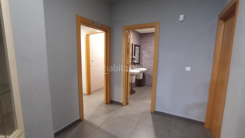 Foto 63ba3049-140c-4bfa-bcc5-97de24db2a29. Traspaso local comercial gran barrestaurante con terraza una joya hostelera en Valencia