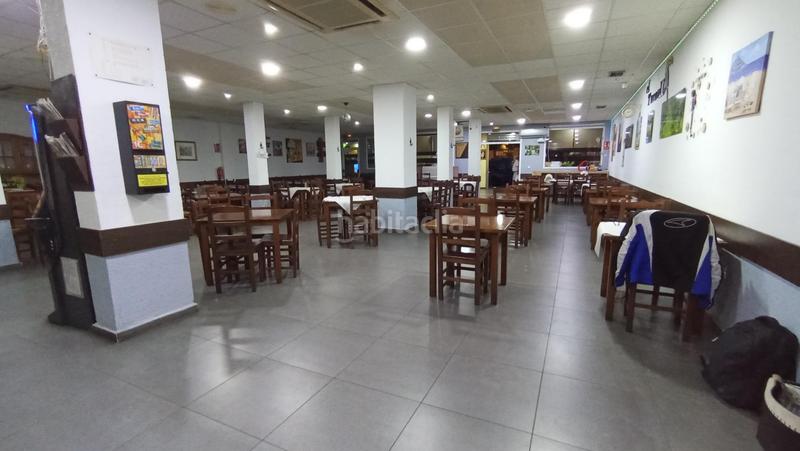 Foto 7d442433-3fc6-45f4-8e3b-ed5a2125b7bd. Traspaso local comercial gran barrestaurante con terraza una joya hostelera en Valencia