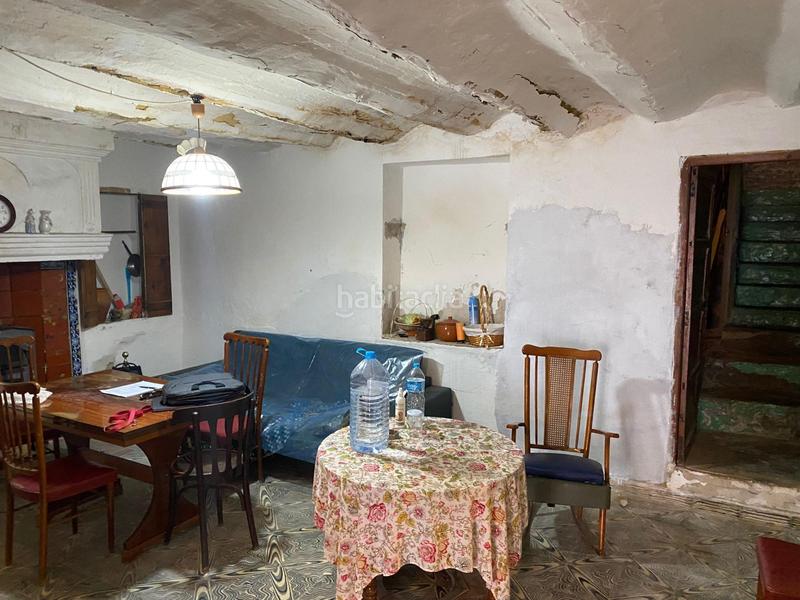 Foto 1046d096-8bf2-4bfb-bfb8-7116717db002. Masia amb aparcament a Cortes de Pallás