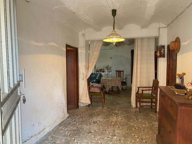 Foto 6250c89c-fda5-496f-80b3-d1cec305d5b8. Masia amb aparcament a Cortes de Pallás