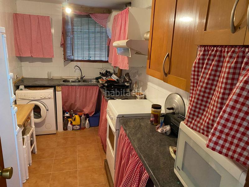 Foto b76ac2c6-4c1a-4da8-89ab-94eddb542e5d. Masia amb aparcament a Cortes de Pallás