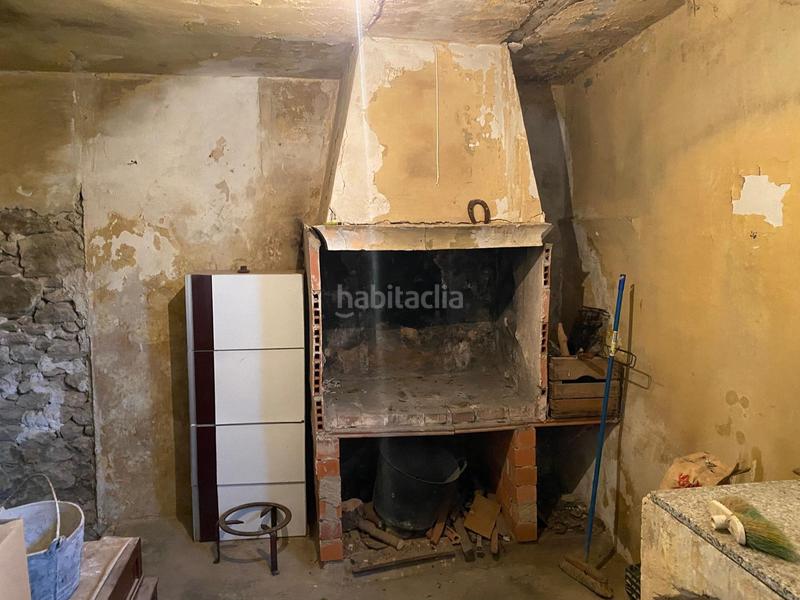 Foto d465554c-ccbd-457c-8656-a5a60f9c93d8. Masia amb aparcament a Cortes de Pallás