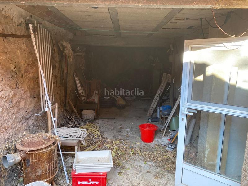 Foto fd16d46b-4c94-4b74-88c2-01bb98731064. Masia amb aparcament a Cortes de Pallás