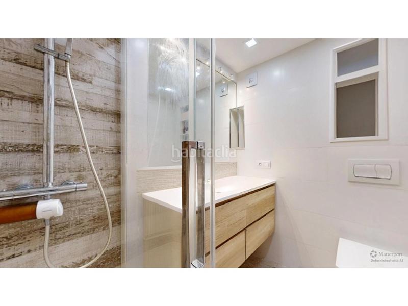 Foto 10887e83-e470-40c9-badb-771427ac516f. Piso vivienda esquinera exterior en blasco ibañez en Valencia