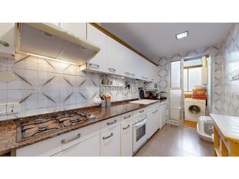 Foto 270e47e3-d068-4312-8831-9d0571ac6d36. Piso vivienda esquinera exterior en blasco ibañez en Valencia