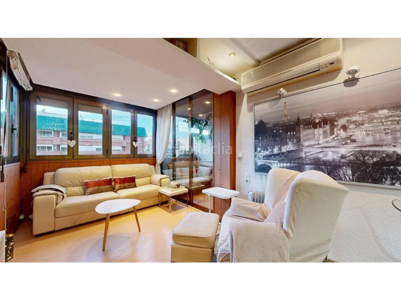 Foto c7f0cbaa-45ab-4037-8bb7-4c05be4d49b7. Piso vivienda esquinera exterior en blasco ibañez en Valencia