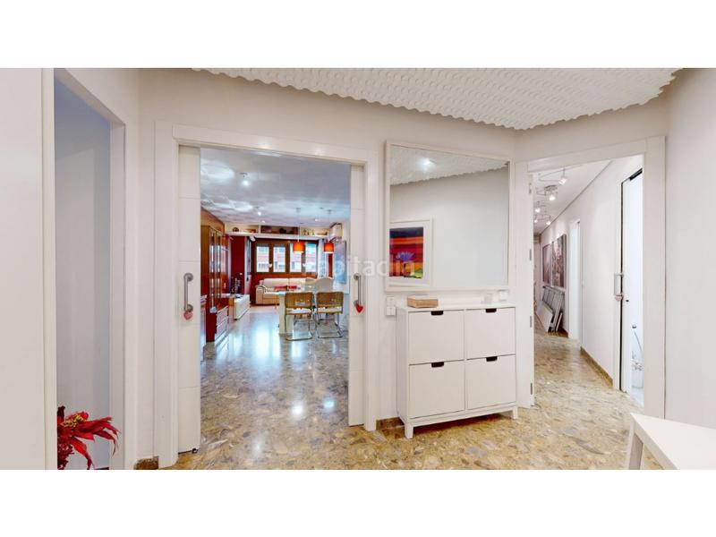 Foto e174c5b2-1824-4d4a-9a74-9e5a0b62eadc. Piso vivienda esquinera exterior en blasco ibañez en Valencia