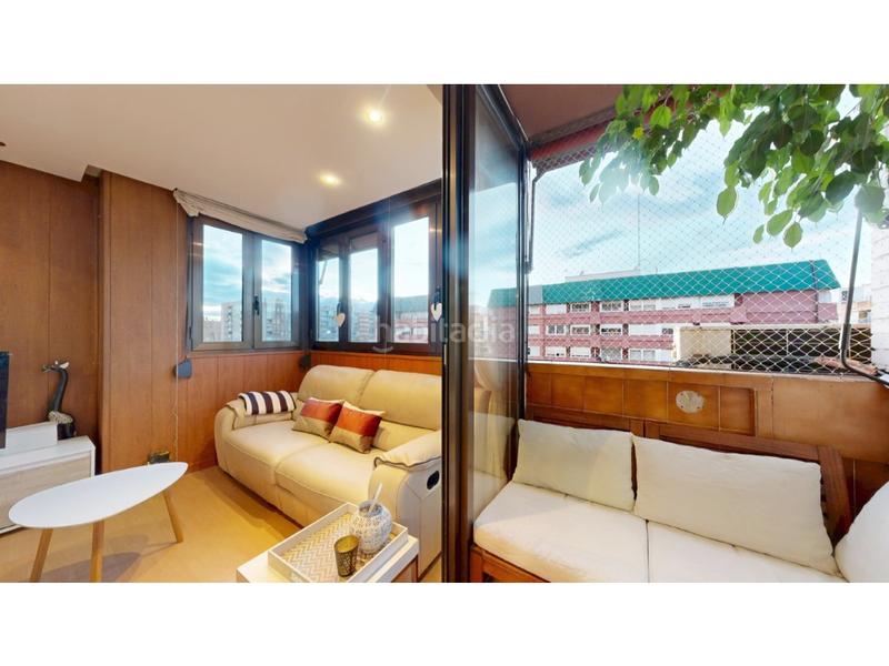 Foto e5dbfa6c-7b1e-47ed-8f4d-4d4a797c1bc4. Piso vivienda esquinera exterior en blasco ibañez en Valencia