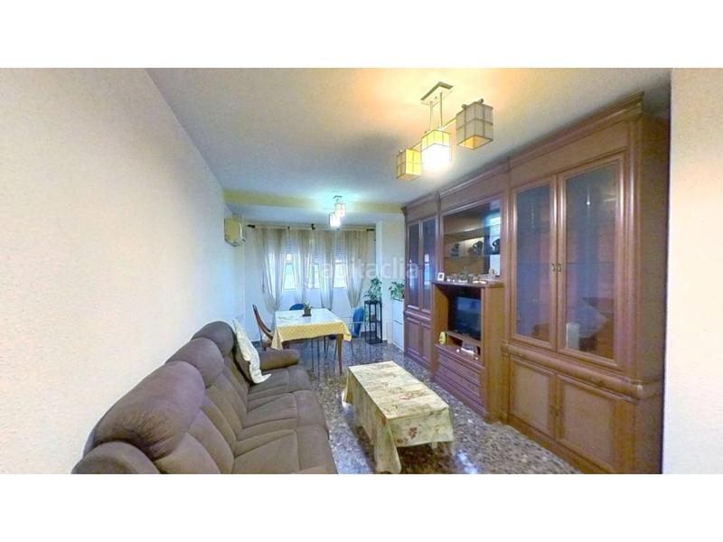 Foto a6ff987d-91f0-4c62-92dc-4665d89193b1. Flat with parking in Catarroja