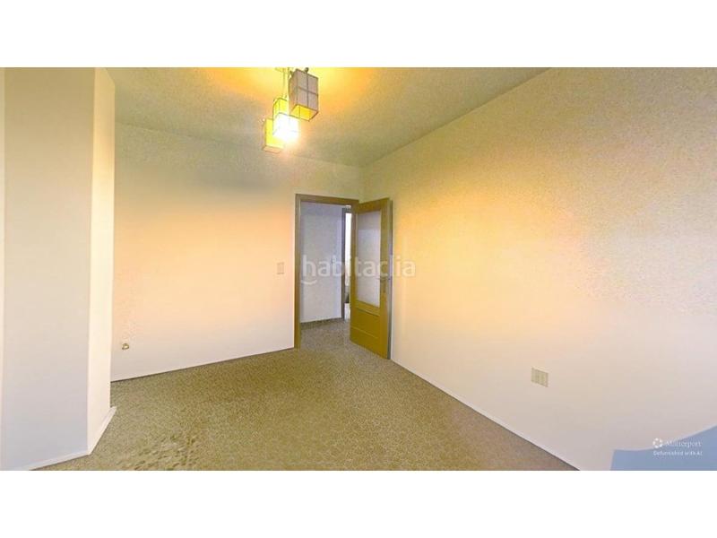 Foto b31d6667-1a87-4b04-a817-9d77769d88e0. Flat with parking in Catarroja