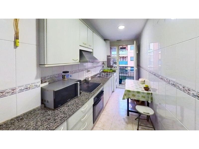 Foto d77a8e75-699d-4d92-9e00-bafa60c59793. Flat with parking in Catarroja