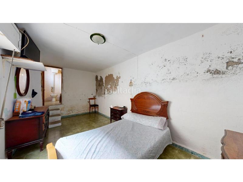 Foto b8bf80c4-91f2-498b-a2e8-e499c2c4ae2d. Casa a Novetlè