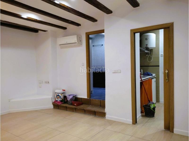 Foto 27fac133-6991-4e59-a81c-887602d99f1b. Alquiler estudio bajo comercial en el corazón de El Carmen en Valencia