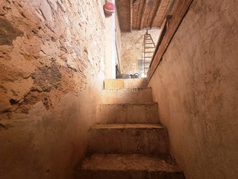 Foto 1983be9c-c0eb-49c7-9ea8-e54b90afcabc. Casa  de pueblo para reformar en Castellnovo