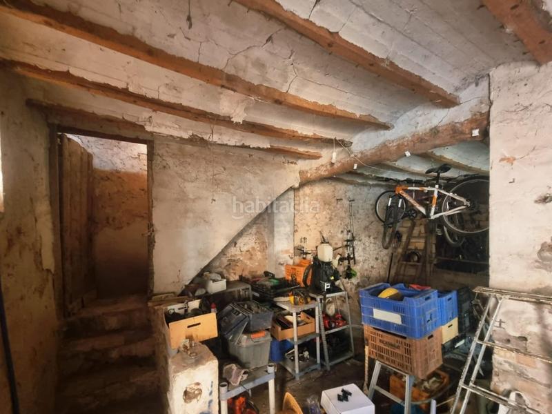 Foto 706f9718-e3e5-404e-8e7a-64c8c8cfd333. Casa  de pueblo para reformar en Castellnovo