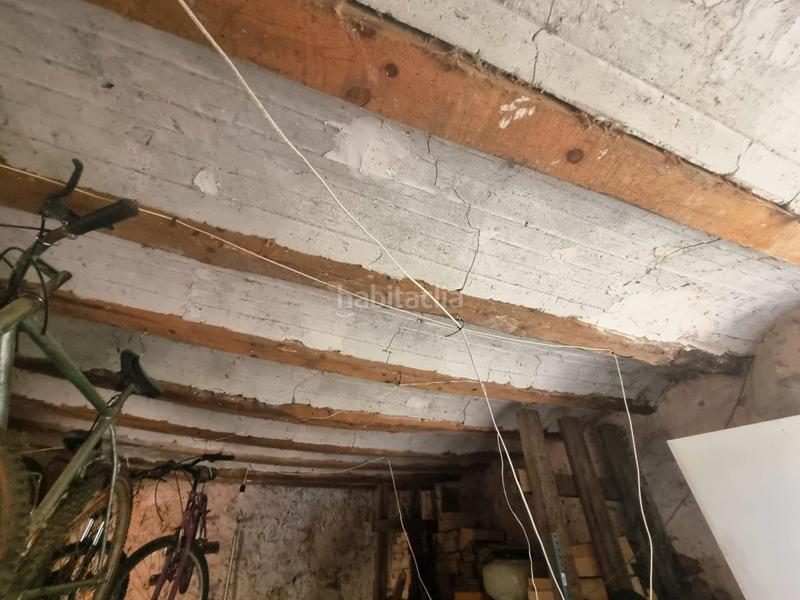 Foto 9796af6c-6dc6-408a-ad6c-1de4e297eca8. Casa  de pueblo para reformar en Castellnovo